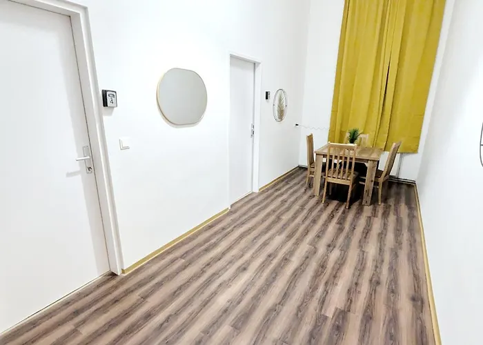 Spacious - 15 Min From Airport & Center, 5 Min From Main-bus Station Ez1 Viena