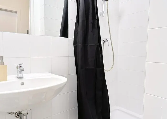 Spacious - 15 Min From Airport & Center, 5 Min From Main-bus Station Ez1 Hospedagem domiciliar Viena