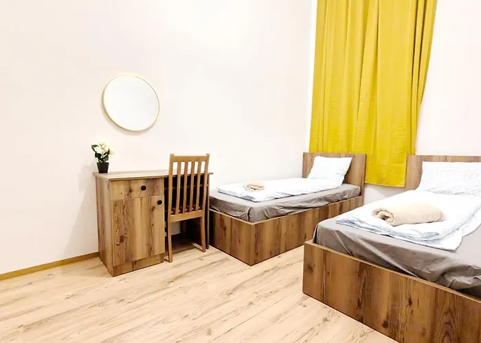 Spacious - 15 Min From Airport & Center, 5 Min From Main-bus Station Ez1 Viena