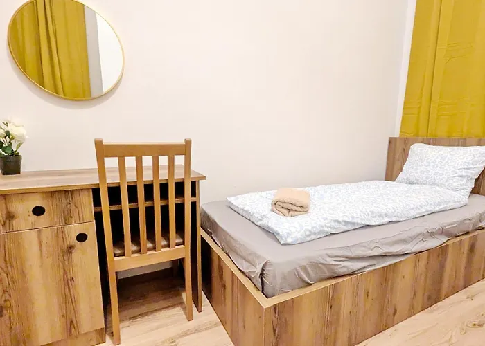 Spacious - 15 Min From Airport & Center, 5 Min From Main-bus Station Ez1 * Viena